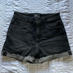 Abercrombie & Fitch Simone High Rise Shorts